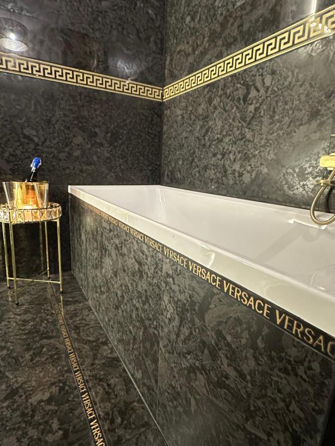 Darkhouse Versace Blue Lodz  Exterior photo