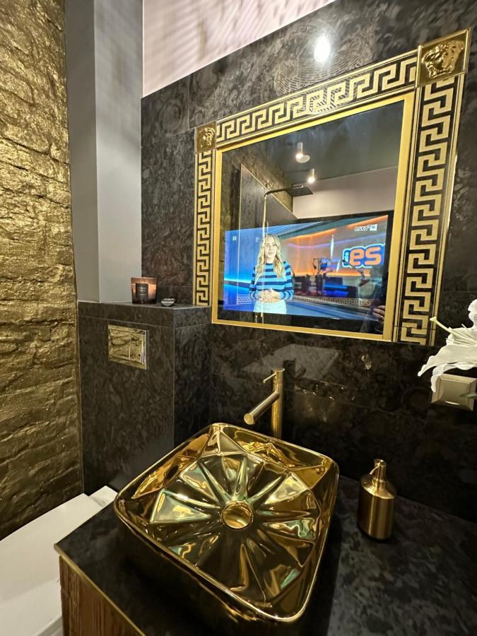 Darkhouse Versace Blue Lodz  Exterior photo