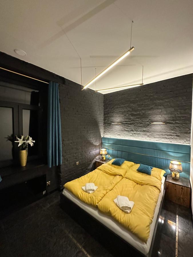 Darkhouse Versace Blue Lodz  Exterior photo